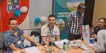 Azubis der Asklepios Klinik Bad Oldesloe am Stand beim Siegel-Day