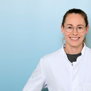 Dr. med. Sarah Loebel