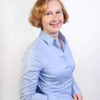 Dr. Anne Kruttschnitt Dr. Anne Kruttschnitt